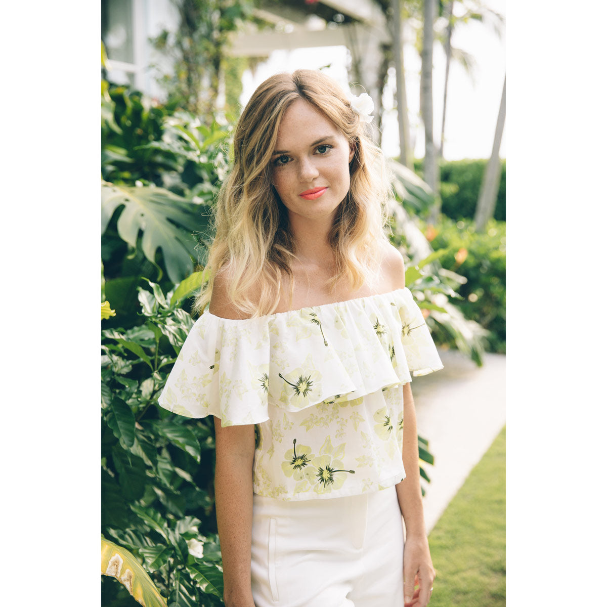 off the shoulder dress tops Graphic Slouchy Off-The-Shoulder T-Shirt Crafted from a premium blend of polyamide Shoulder Tops Dresses Sweetheart Off-Shoulder